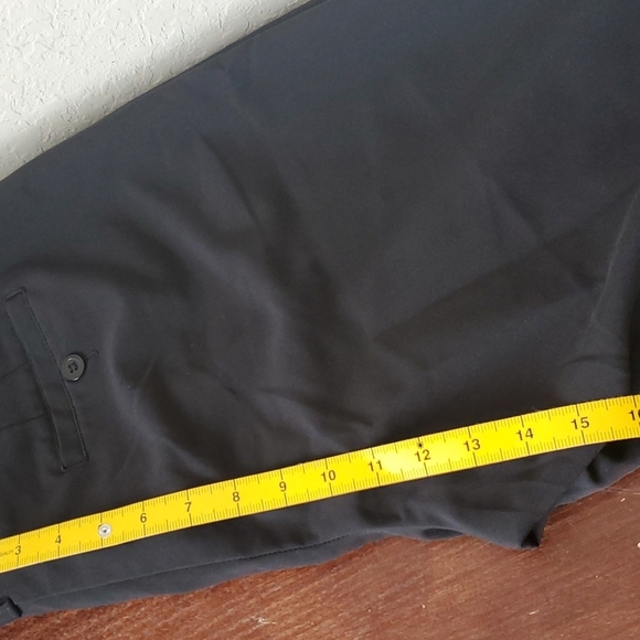 Worthington sz 14 black Bermuda office pants🌛 - Picture 6 of 7
